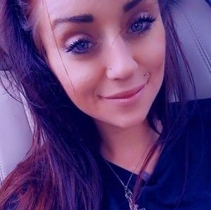 Meet your Posher, Kaydee